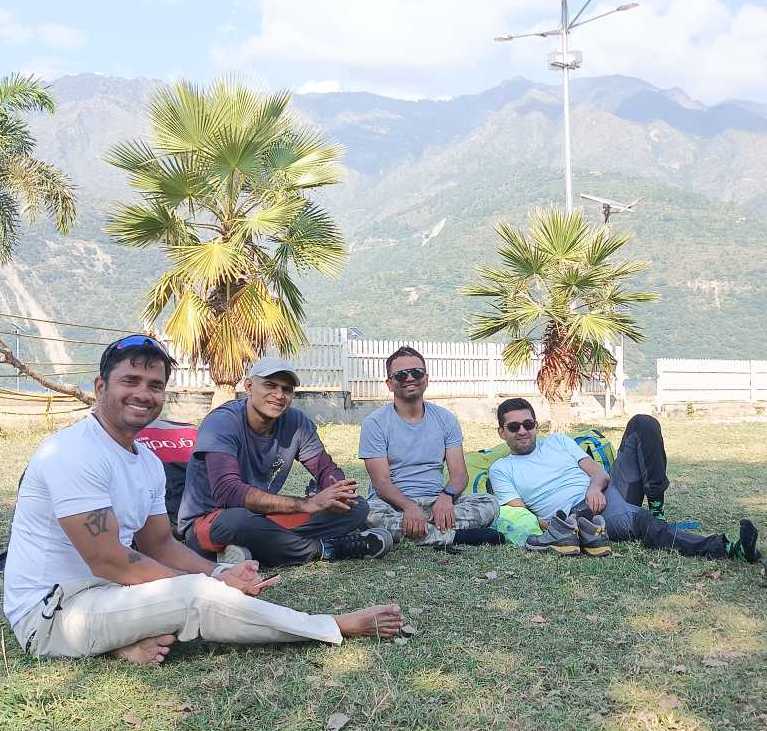 Paragliding glimpse 1