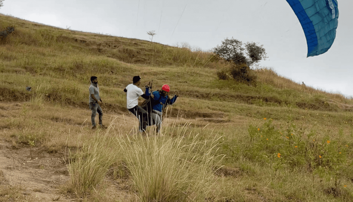 Paragliding near Mumbai gallery 3