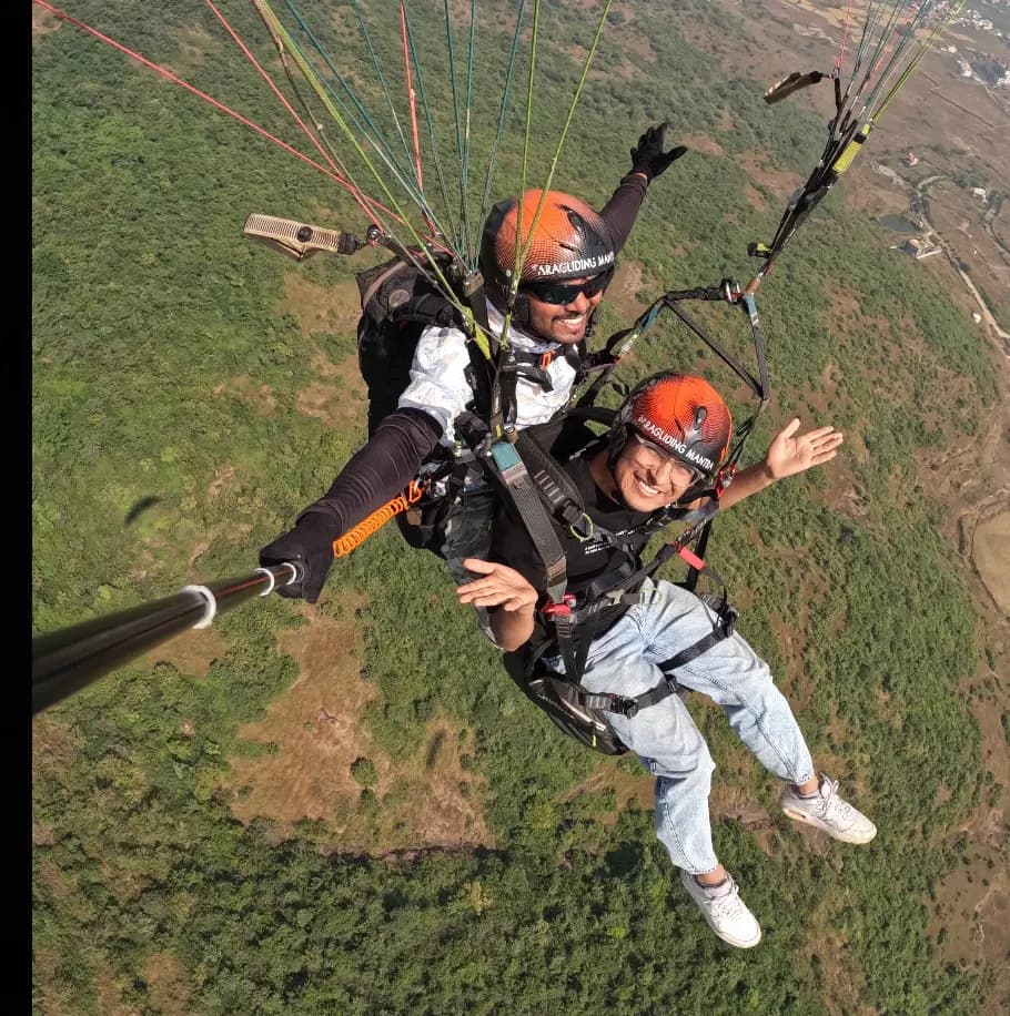 My Incredible New Year Flight: A Review of Paragliding in Kamshet