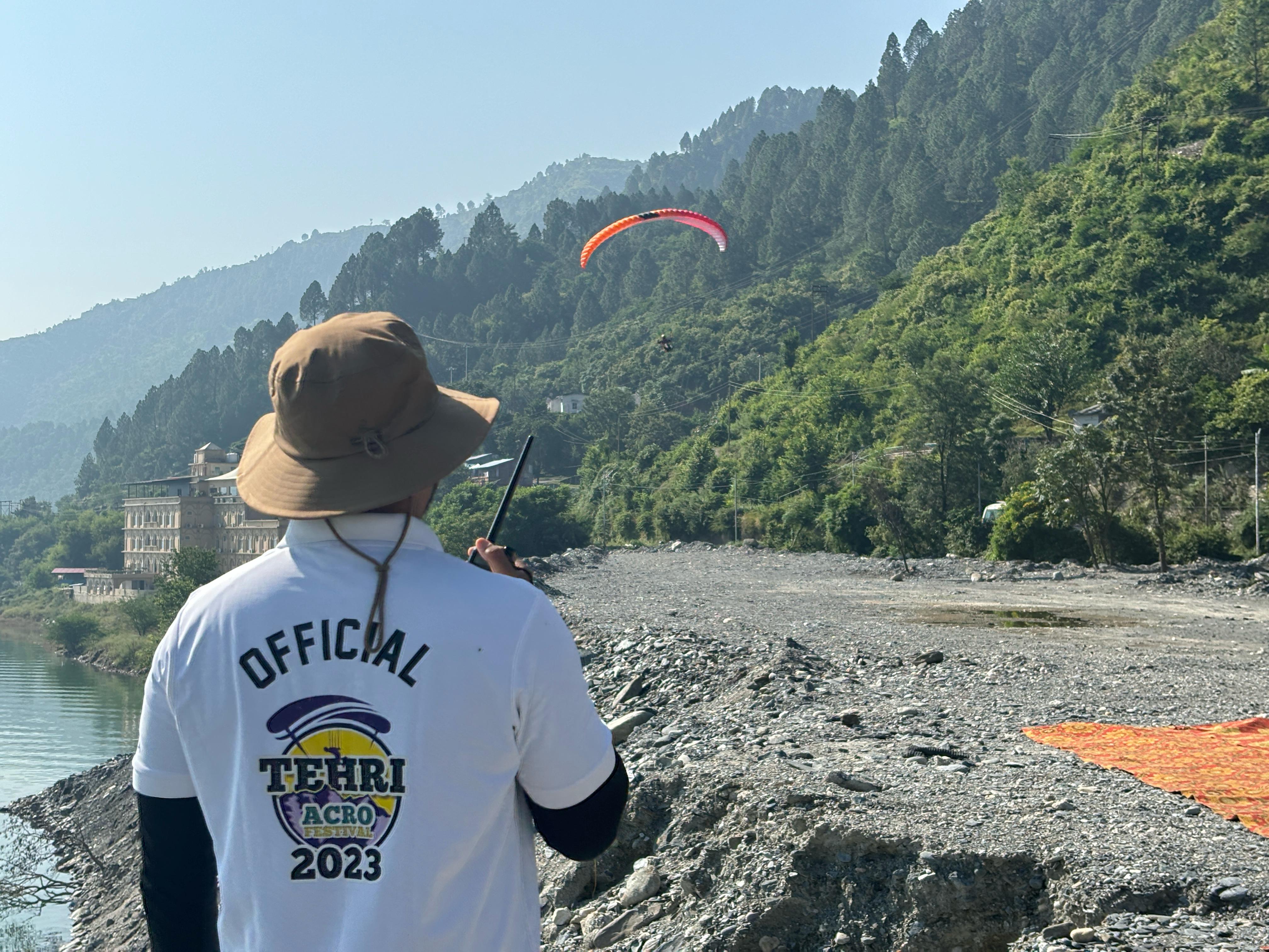 Paragliding adventure courses in Kamshet Pune near Lonavala