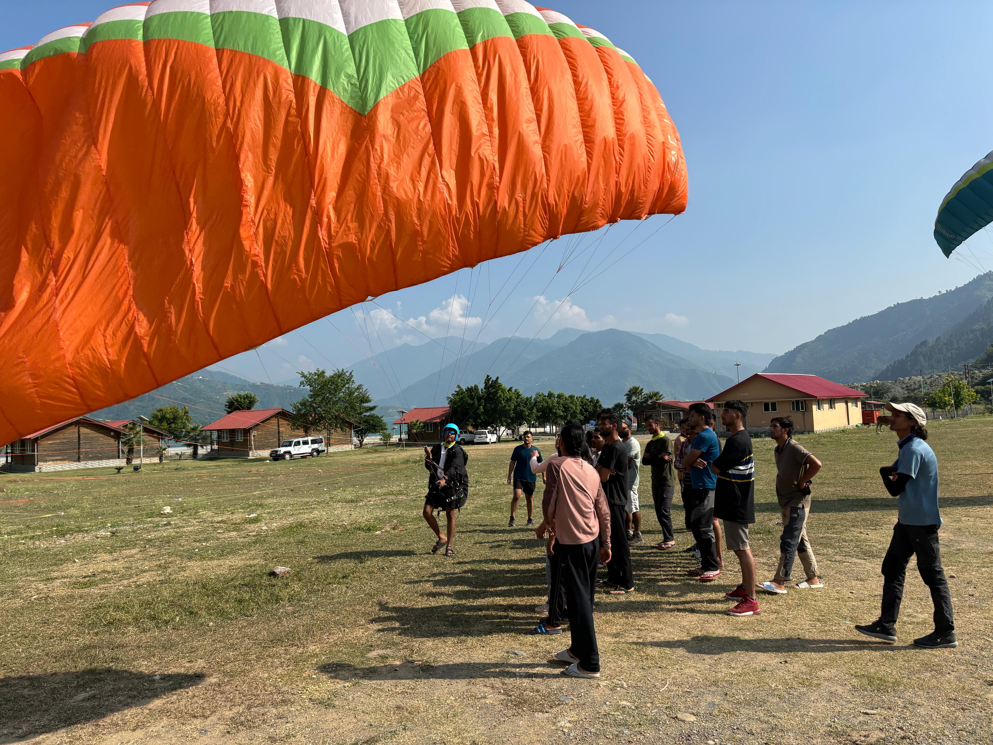Fun jumpers enjoying paragliding community flights at Kamshet